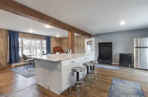 Secluded Lk Estate w Trails, Water Toys & Air Hcky - Image 5