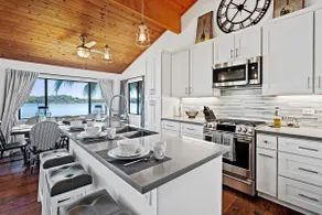 Waterfront• Private Dock • EV Charger • Sleeps 8+ - Image 3
