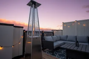 Modern 4-Bed Townhome with Cinema & Roof Terrace - Image 2