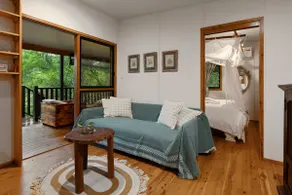 The Treehouse: Rustic Cabin + Outdoor Bath - Image 4