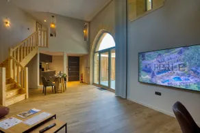 Modern duplex with private terrace - Image 4