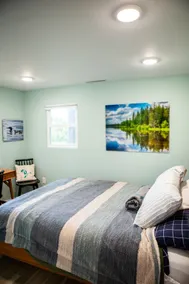 Lakefront Cabin, private beach, outdoor games - Image 5