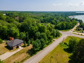 Ste 4-8 in a 2-Rm Schoolhouse! Walk to Mullett Lk! - Image 5
