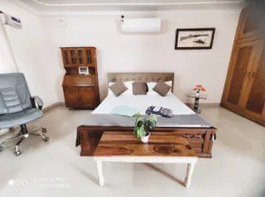4 Guests_Family Friendly | Near Sarvodaya Hospital - Image 3