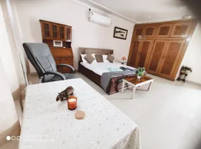 4 Guests_Family Friendly | Near Sarvodaya Hospital - Image 5