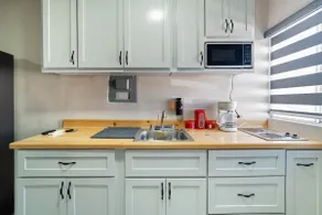 Apartment B - Image 5