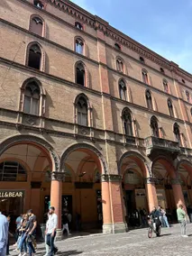 Suite in the Center of Bologna by Synergy Up to 4 Guests - Image 5