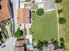 House with private garden and bbq - Image 4