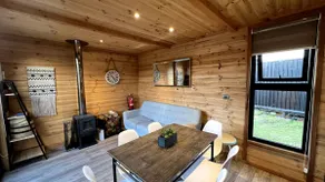Family cabin with an austral door - Image 3