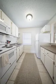 Perfect Midtown Base - 2BR w/On-Site Laundry - Image 4
