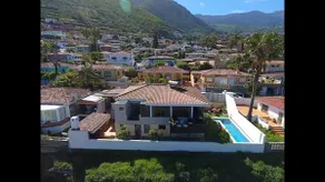 Miya del Sol heated saltwater pool Views BBQ - Image 5