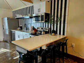 Modern Studio near Plaza District - Image 2