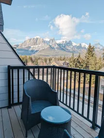 Scandi Mountain Haven:POOL-Mtn View-great location - Image 3
