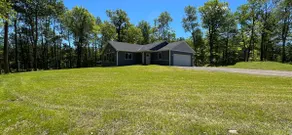 The Ridge - NEW Modern Home! - Image 3