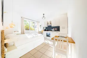 Centrally located studio apartment with private parking, Lugano - Image 2