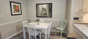 Studio 409 | Accessible 1st Floor w/ Premium Wifi - Image 3