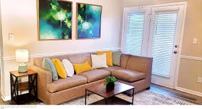 Studio 409 | Accessible 1st Floor w/ Premium Wifi - Image 2