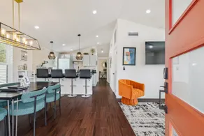Taylor Street Retreat A | Downtown | Walkable - Image 4