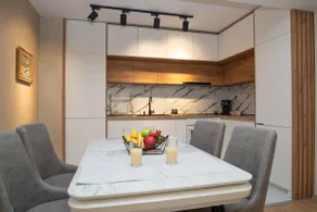 Cozy and Stylish Apartament - Image 3