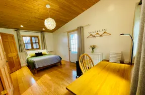 Comfy Studio near Trails & Beaches - Image 2
