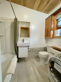 Comfy Studio near Trails & Beaches - Image 5