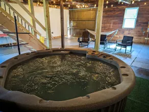 16+ppl 2 HotTubs Gamerooms FirePit 2 acre backyard - Image 2