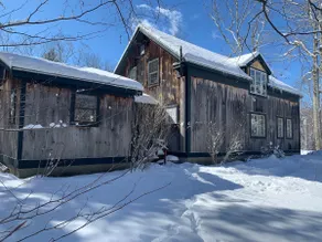 Charming Vermont Retreat - Image 2