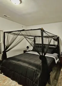 Must See to Believe! Recently Renovated! Book now! - Image 3