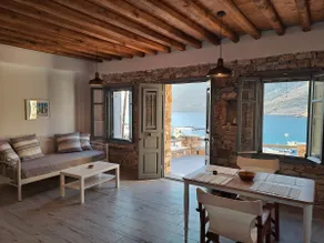 House with sea view - Image 2