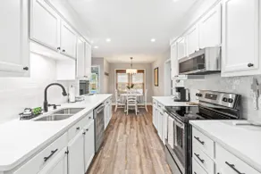 4BR w/ 2 Primary Suites | Pool + Grill | Parking - Image 5