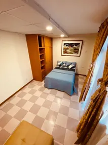 Feel at home: comfortable, quiet and safe - Image 5