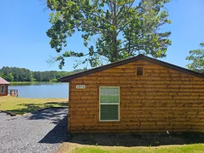 Lake Shore -on the water! - Image 3