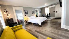 Charming Historic Area Retreat! - Image 2