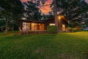 Lakehouse! Kayaks! Boat Slip! 3 Acres! - Image 4