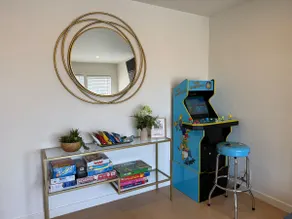 Walk to Beach - Remodeled Coastal Home Safe Town - Image 4