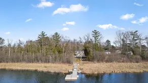 Lakefront Retreat-Mins to Dtown| Firepit| Hot Tub! - Image 5