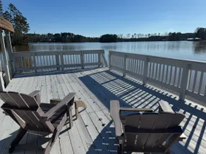 Dock Holiday - Image 2