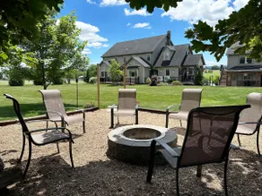 Carriage Shop Family Getaway - Image 3