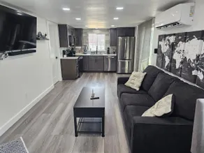 Spectacular Modern Luxury - Image 5