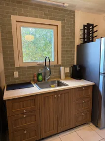 Comfy Bungalow in Midtown TO - Image 4