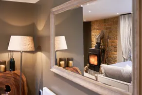 Calmwaters House at Avington Estate - Image 4