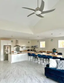 Villa on the Lake - Image 4