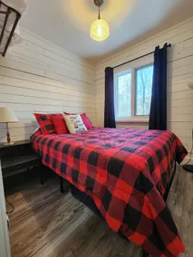Cozy Hilltop Cabin - Bancroft - Image 2