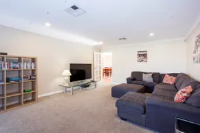 Luxury Family, Dog-Friendly Retreat Near Beaches - Image 5