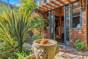 Walk to Cal, BART: Parking-Garden-Laundry-Kitchen! - Image 2