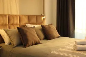 InhouseBA LECOQ - 2 Bedroom 7pax with Patio/Terrace - Image 3