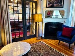 Gorgeous Vintage House, 4 Rooms/ Luxury Queen Beds - Image 4