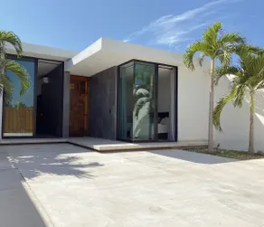 Casa Ohana II - Beachfront - Private Pool - Image 3