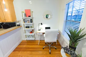 Walkable | Convenient | Cozy - Image 5