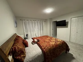 Luxurious Brand New 4 B/Rooms Main Floor 1 - Image 3